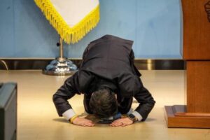 00000000000001379601