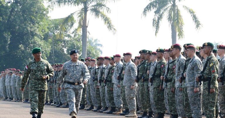 1775827800048_ia_military_exercise-jpg-_1920px-ambassador_marciel_joins_inspections_during_the_opening_of_u-s-indonesia_military_exercise