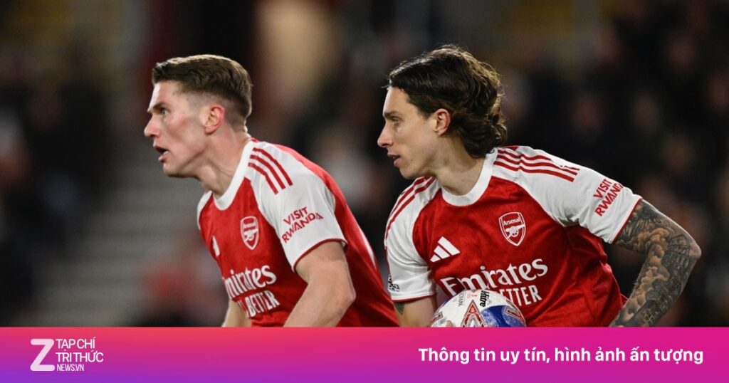 2026_04_04T203105Z_1234421935_UP1EM441KZSMV_RTRMADP_3_SOCCER_ENGLAND_SOU_ARS