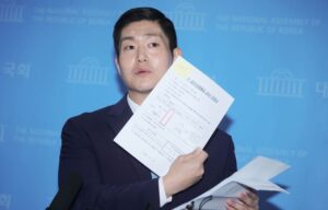 8f753751-73fb-4aa7-8ca5-ff935ba31940