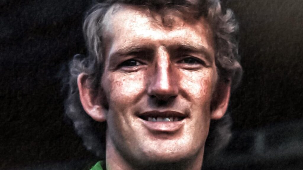Legends-Profile_Alex-Stepney41523458856725_large
