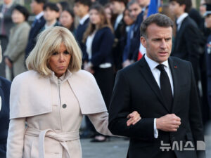 ÀÌµ¿ÇÏ´Â ¸¶Å©·Õ ÇÁ¶û½º ´ëÅë·É ³»¿Ü