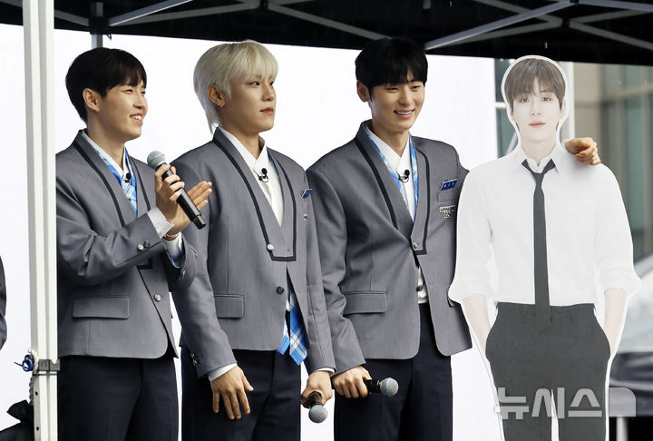 ¿ö³Ê¿ø, ±º´ë °£ °­´Ù´Ï¿¤Àº µî½Å´ë·Î ´ë½Å