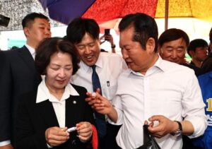 cf9495bd-d269-463e-bc6e-389b11f0bed4