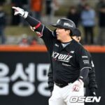 e38ac482-80c0-4e1b-a6e3-17c76693a305