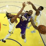 Los Angeles Lakers v Golden State Warriors