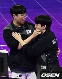 e5f019eb-6c31-490f-a7aa-f818cdc3e579