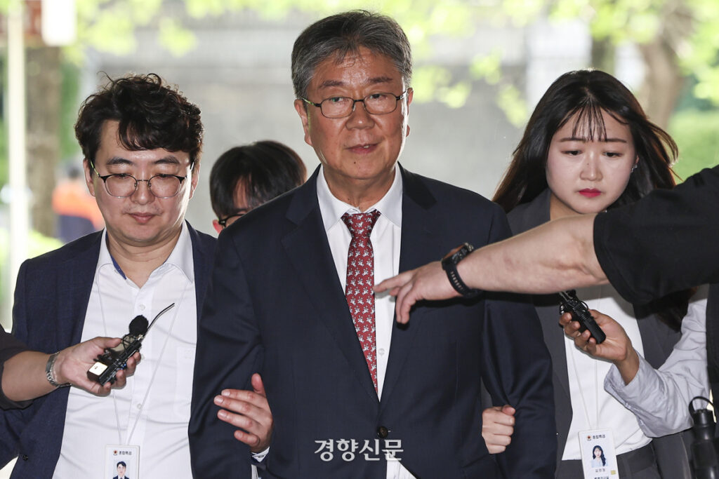 김대기 전 대통령 비서실장, 공판 출석 (8)